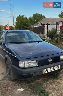 Седан Volkswagen Passat 1989 в Кривом Озере