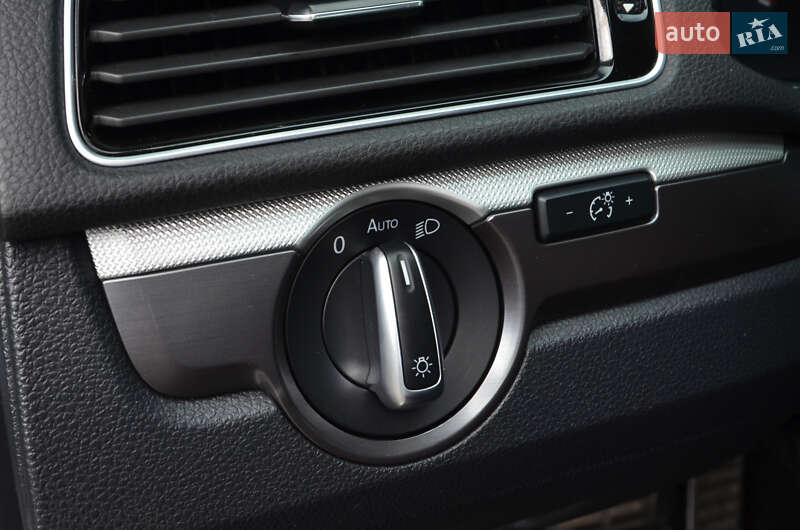 Седан Volkswagen Passat 2018 в Киеве фото 31 Седан Volkswagen Passat 2018 в Киеве