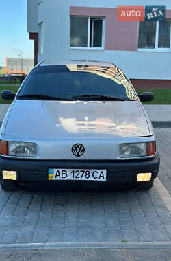 Седан Volkswagen Passat 1992 в Вінниці