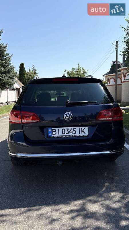 Універсал Volkswagen Passat 2012 в Полтаві