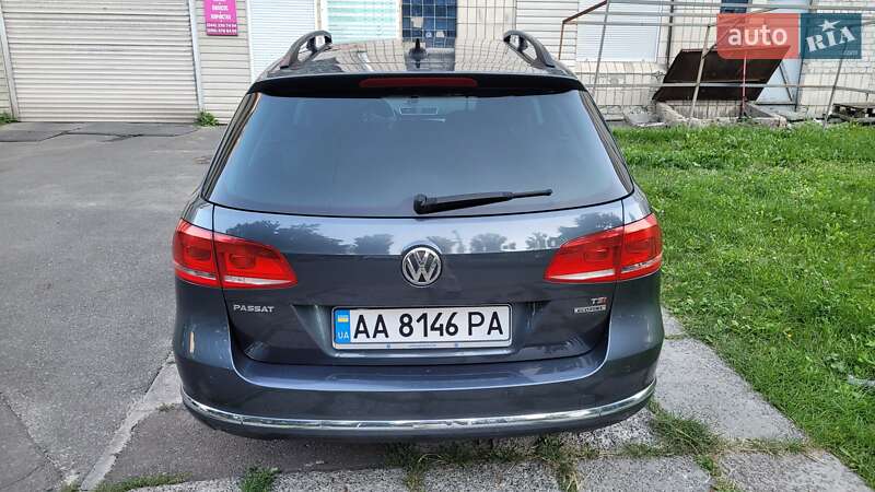 Универсал Volkswagen Passat 2011 в Киеве