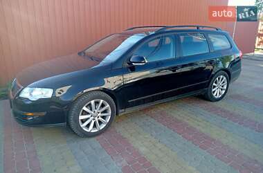 Універсал Volkswagen Passat 2008 в Луцьку