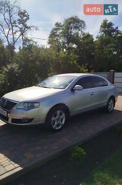 Седан Volkswagen Passat 2006 в Слобожанському