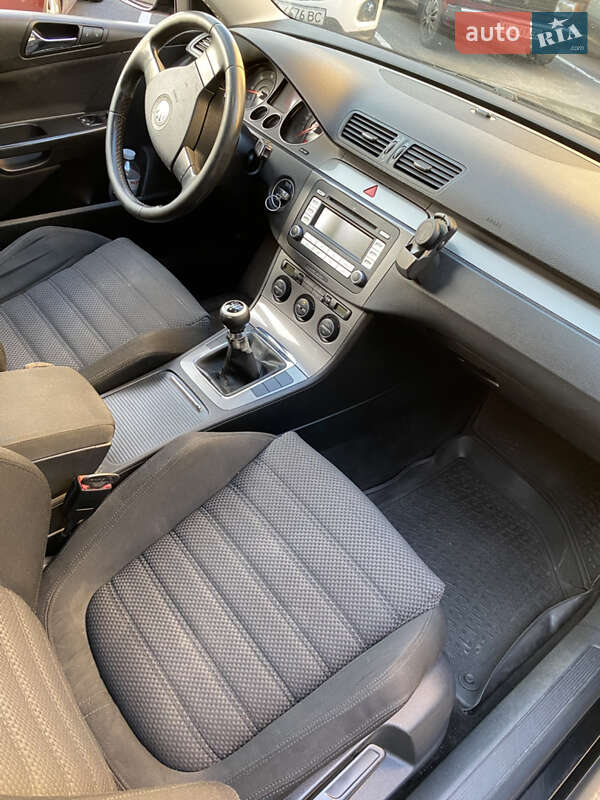 Универсал Volkswagen Passat 2007 в Виннице