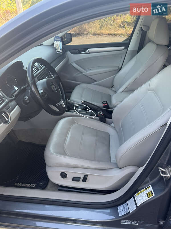 Седан Volkswagen Passat 2015 в Николаеве фото 6 Седан Volkswagen Passat 2015 в Николаеве
