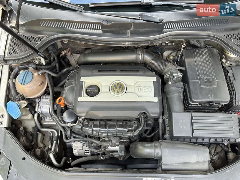 Купе Volkswagen Passat 2009 в Виннице