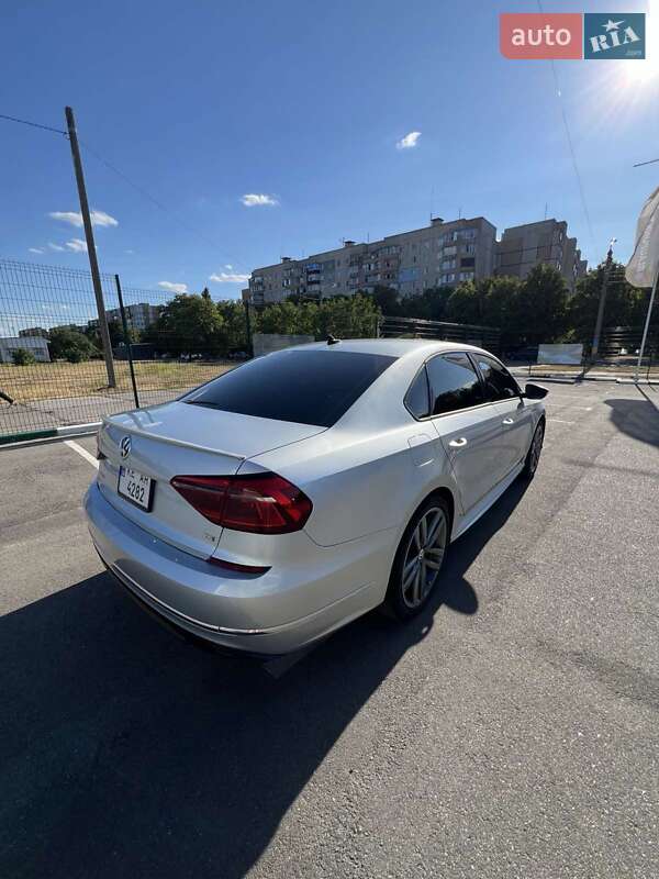 Седан Volkswagen Passat 2018 в Кривому Розі