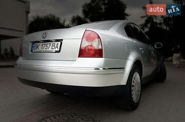 Седан Volkswagen Passat 2004 в Тернополе