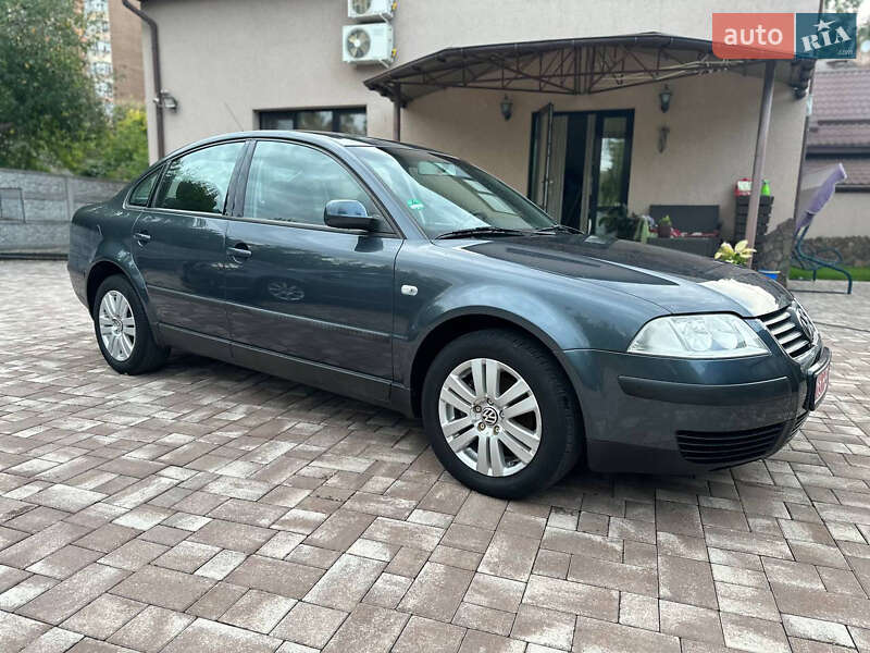 Седан Volkswagen Passat 2001 в Вінниці