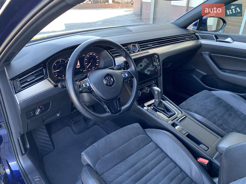 Універсал Volkswagen Passat 2017 в Львові