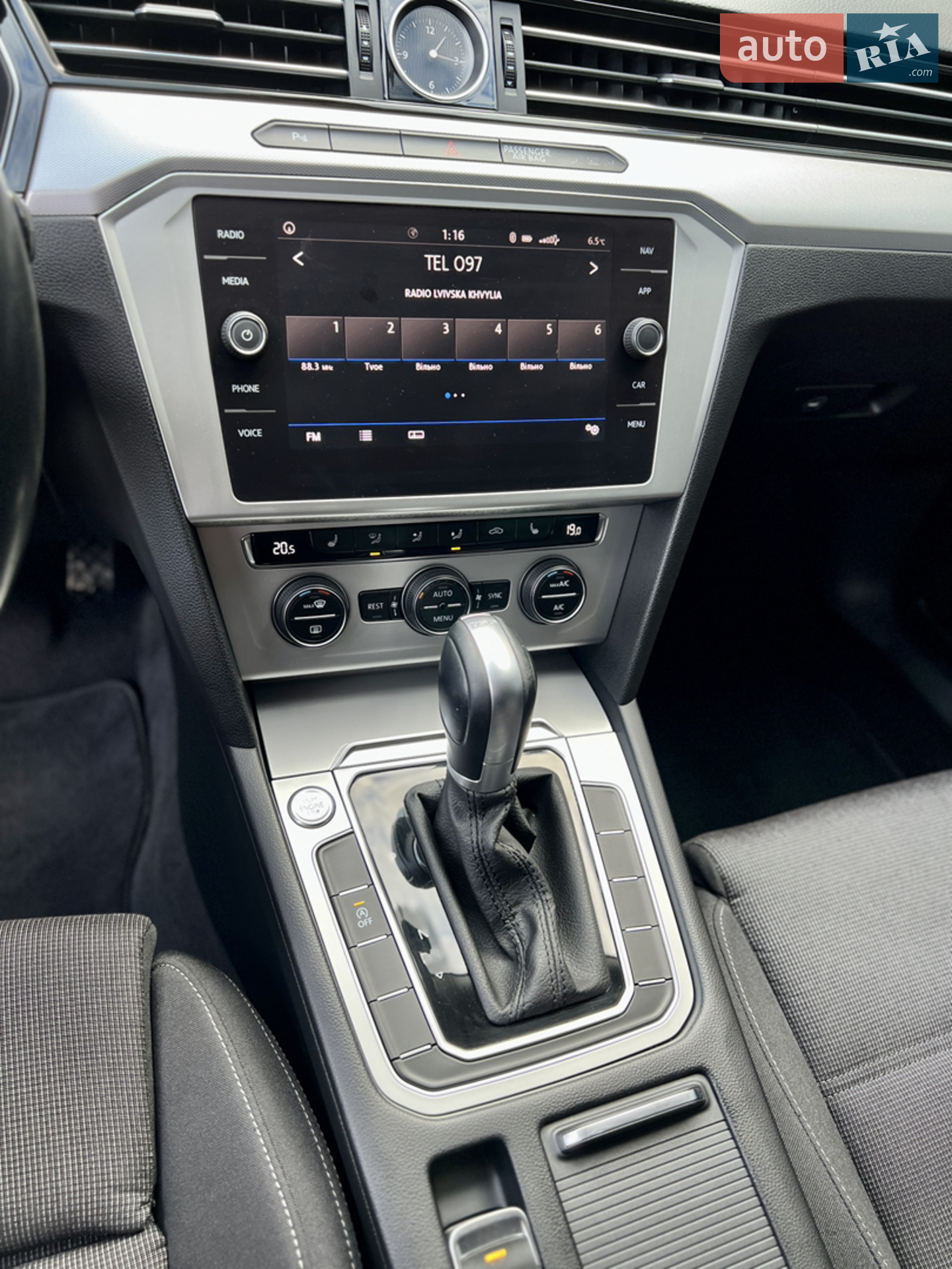 2018 Volkswagen Passat - мініатюра 16
