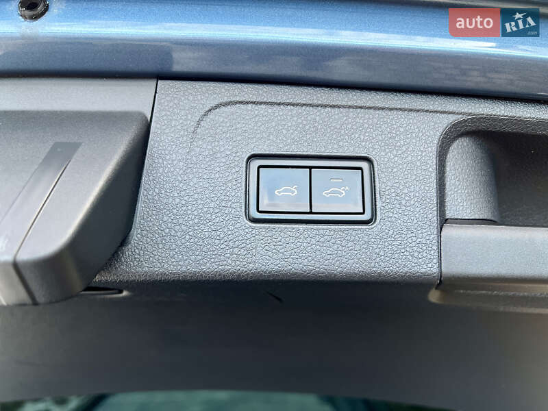 Универсал Volkswagen Passat 2018 в Дрогобыче