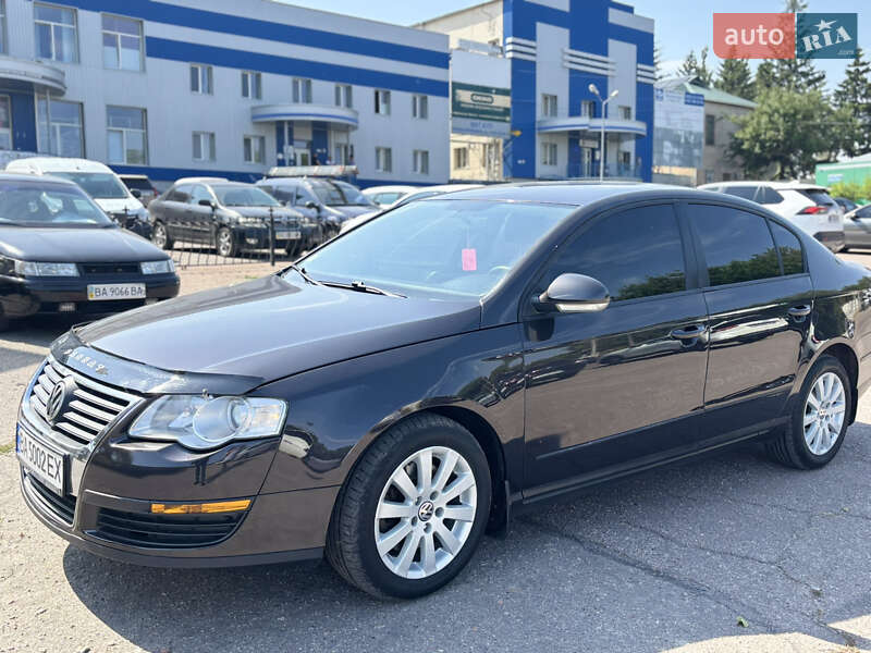 Седан Volkswagen Passat 2006 в Кропивницком