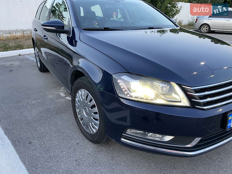 Универсал Volkswagen Passat 2012 в Днепре