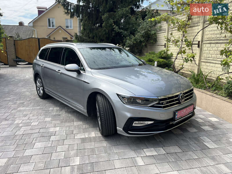 Универсал Volkswagen Passat 2021 в Житомире