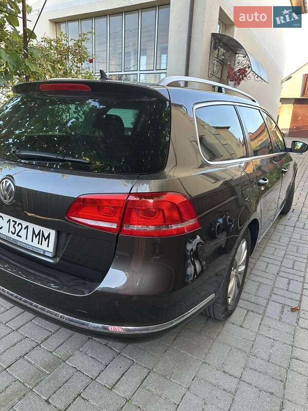Универсал Volkswagen Passat 2012 в Львове