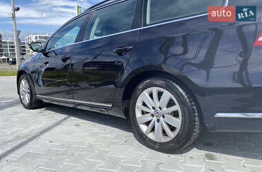Универсал Volkswagen Passat 2012 в 