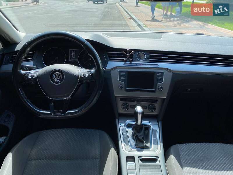 Универсал Volkswagen Passat 2015 в Белой Церкви
