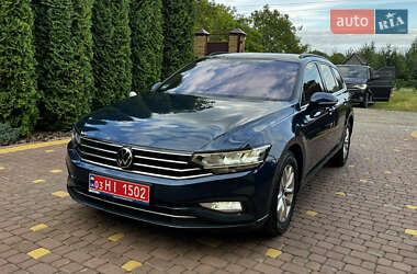 Універсал Volkswagen Passat 2022 в Луцьку