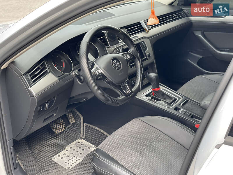 Универсал Volkswagen Passat 2014 в Виннице фото 23 Универсал Volkswagen Passat 2014 в Виннице