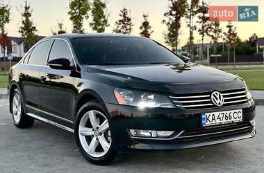 Седан Volkswagen Passat 2011 в Киеве