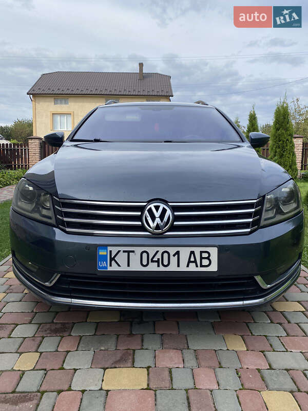 Універсал Volkswagen Passat 2011 в Дрогобичі