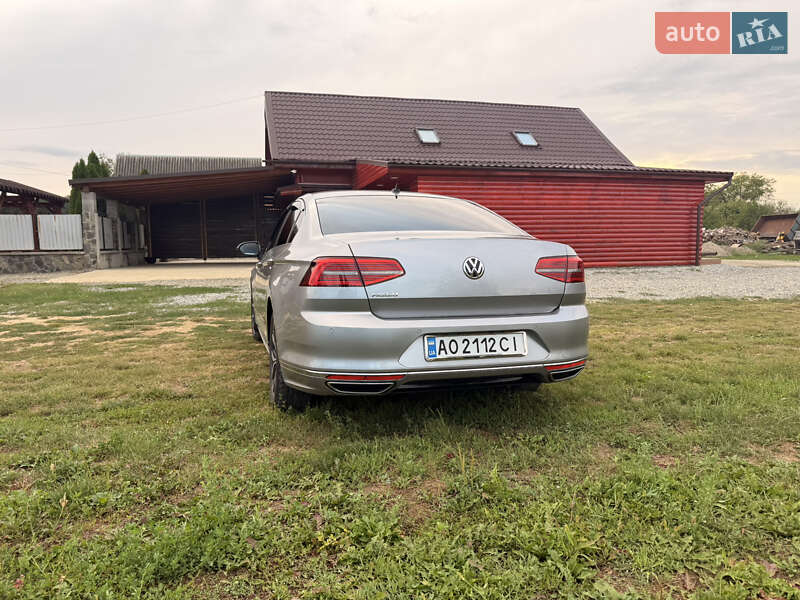 Седан Volkswagen Passat 2018 в Виноградове