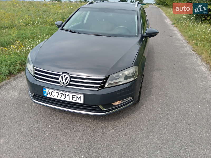 Універсал Volkswagen Passat 2011 в Турійську