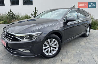 Универсал Volkswagen Passat 2020 в Луцке