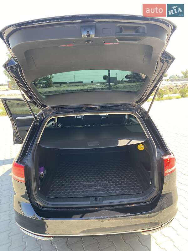 Универсал Volkswagen Passat 2015 в Корсуне-Шевченковском