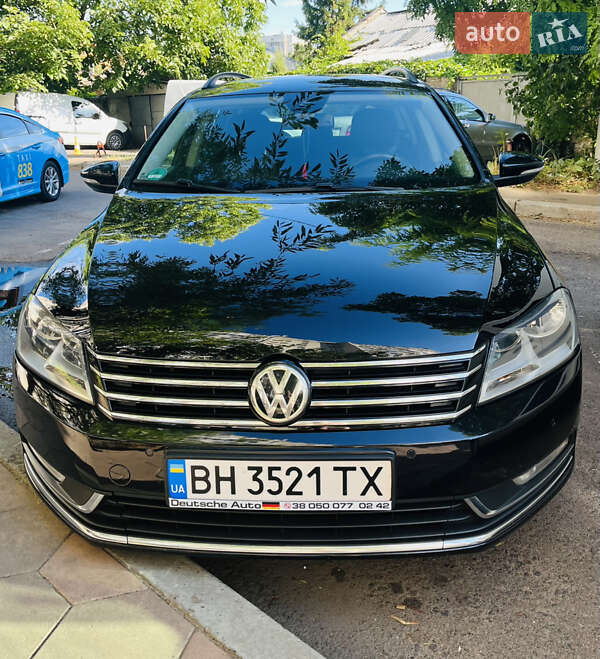 Универсал Volkswagen Passat 2014 в Одессе