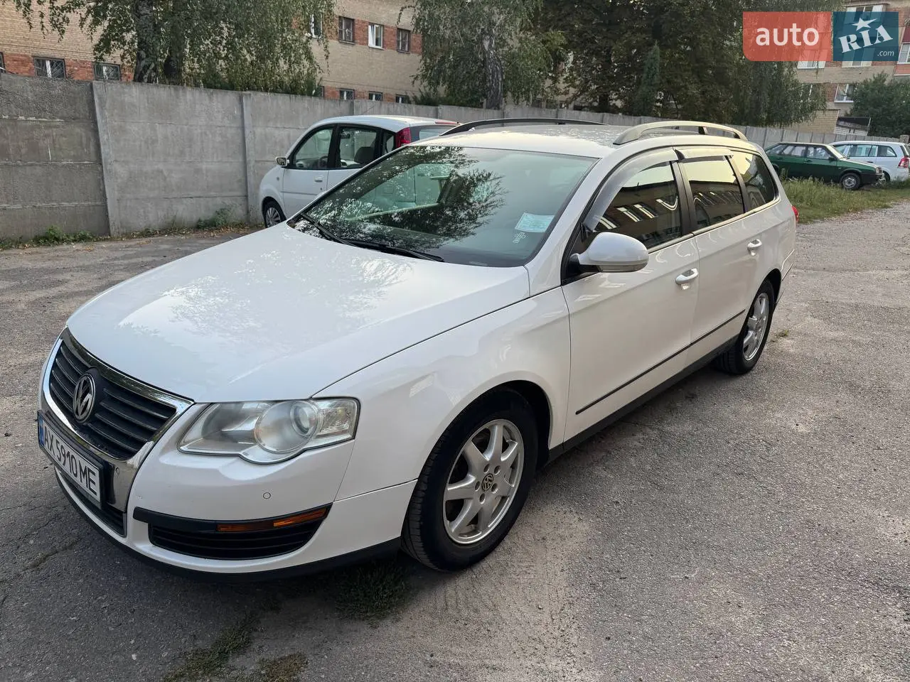 2010 Volkswagen Passat - мініатюра 7