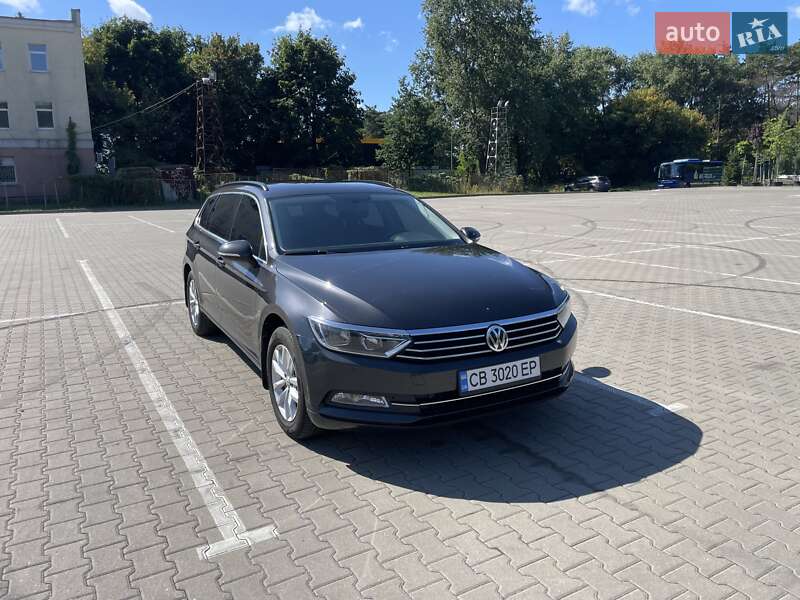 Універсал Volkswagen Passat 2017 в Чернігові