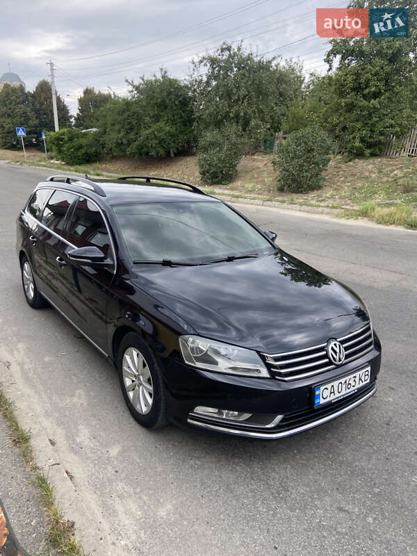 Универсал Volkswagen Passat 2012 в Черкассах