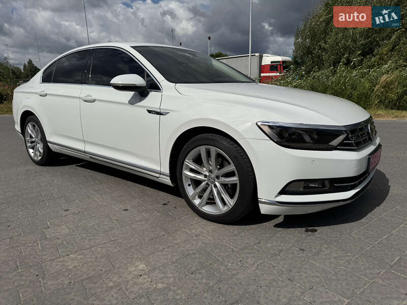 Седан Volkswagen Passat 2017 в Ковеле