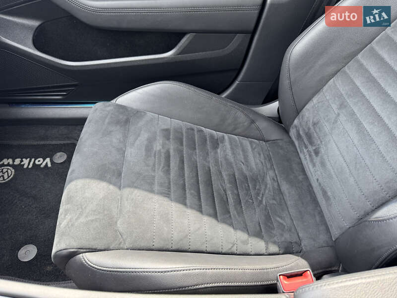 Седан Volkswagen Passat 2017 в Ковеле