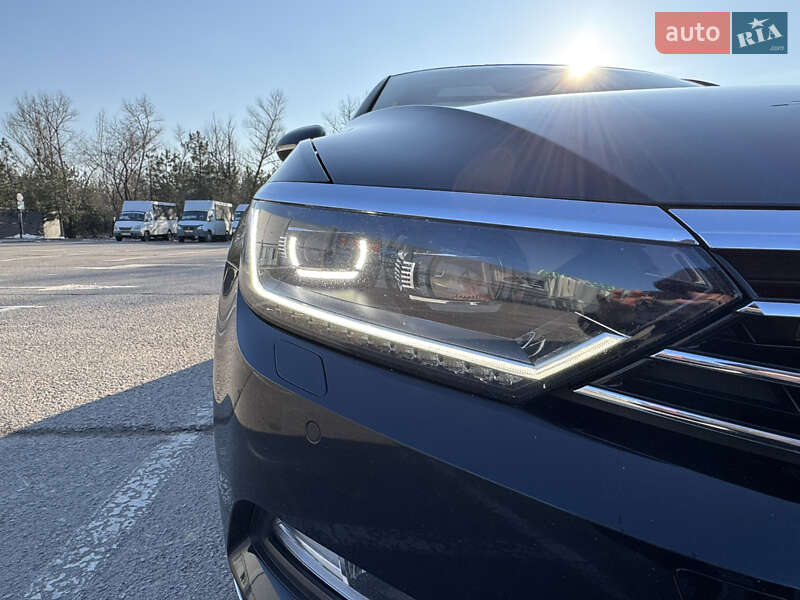 Універсал Volkswagen Passat 2017 в Запоріжжі