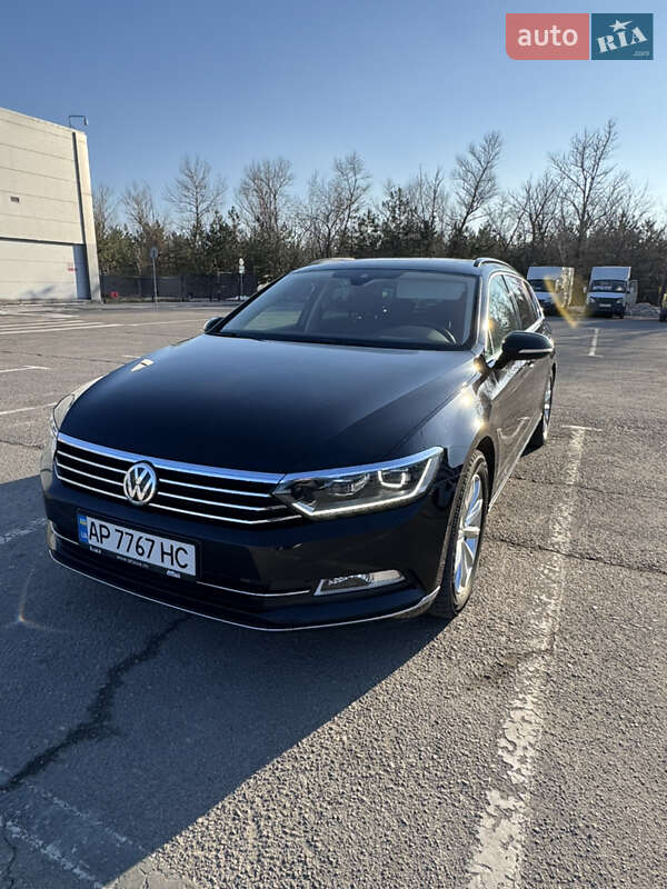 Універсал Volkswagen Passat 2017 в Запоріжжі