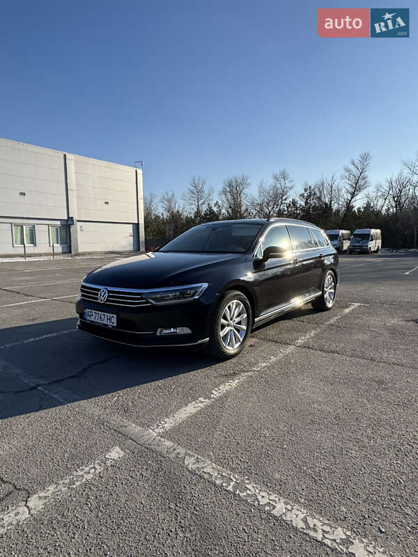 Універсал Volkswagen Passat 2017 в Запоріжжі