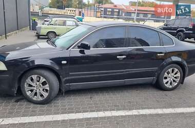 Седан Volkswagen Passat 2001 в Одесі