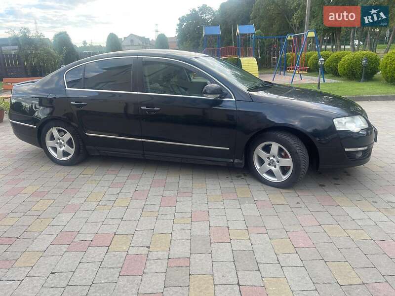 Седан Volkswagen Passat 2006 в Киеве