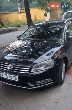 Универсал Volkswagen Passat 2011 в Калиновке