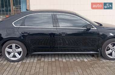 Седан Volkswagen Passat 2015 в 