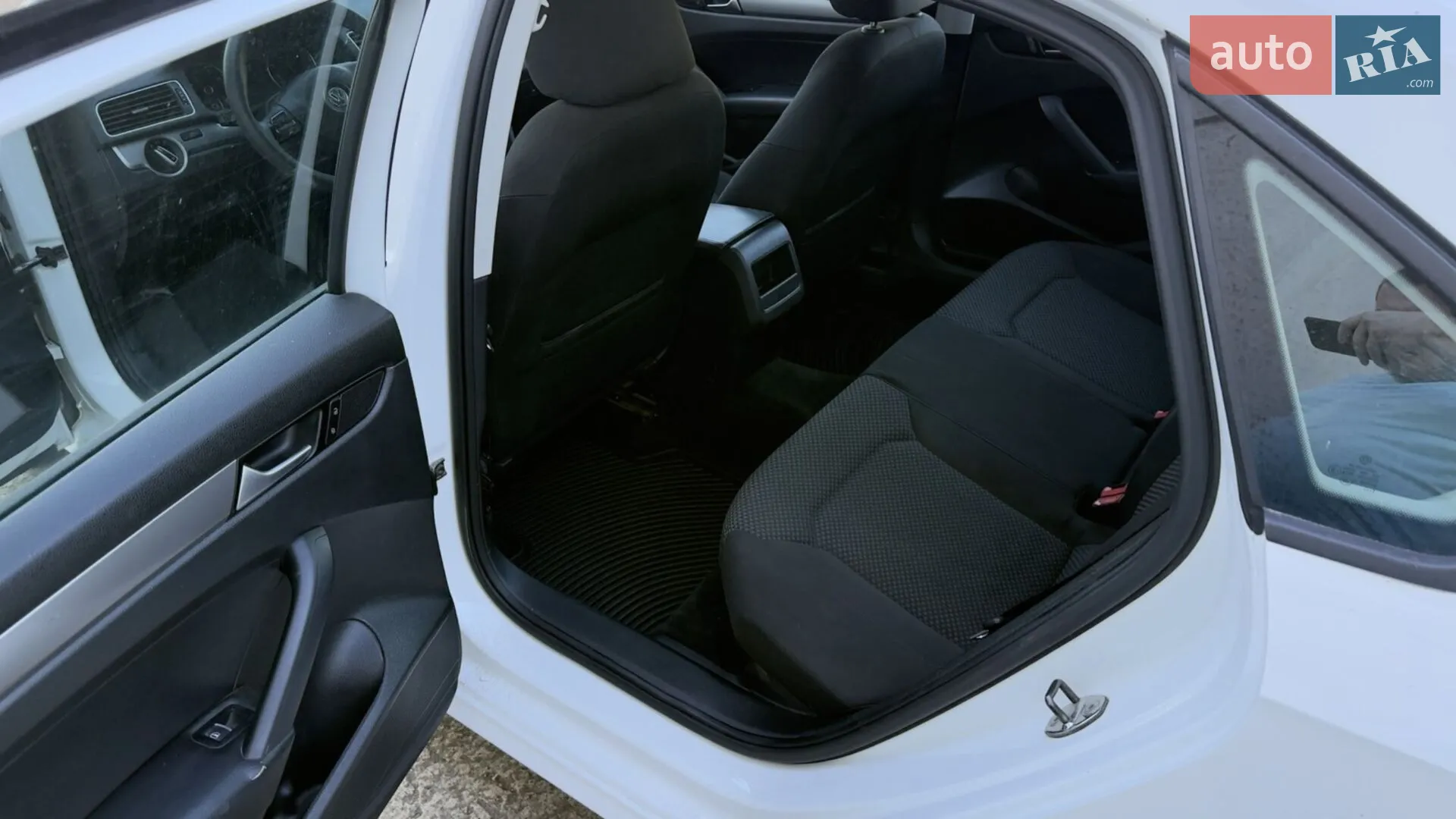 2012 Volkswagen Passat - мініатюра 3