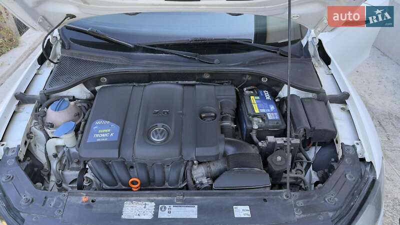 Седан Volkswagen Passat 2012 в Черноморске