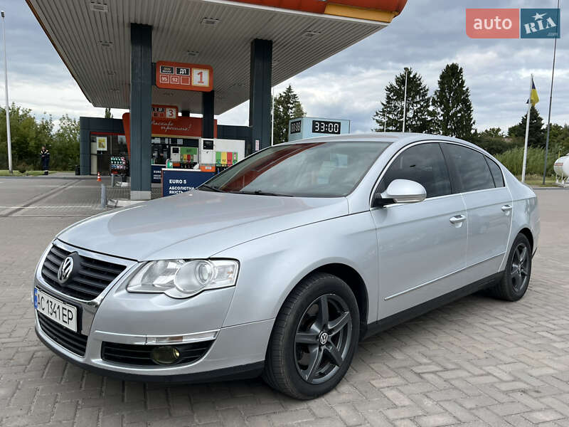Седан Volkswagen Passat 2007 в Любомле