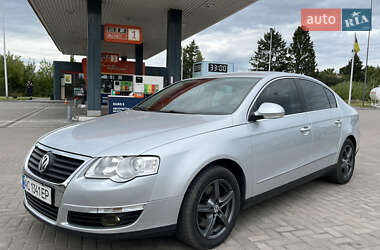 Седан Volkswagen Passat 2007 в 