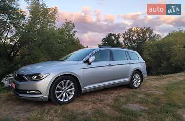 Универсал Volkswagen Passat 2018 в Каменском