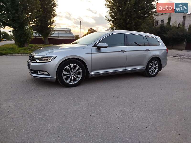 Универсал Volkswagen Passat 2017 в Львове