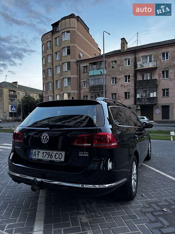 Універсал Volkswagen Passat 2012 в Івано-Франківську